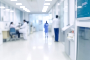 云不凡健康机器人：为社区老人创造的重要价值